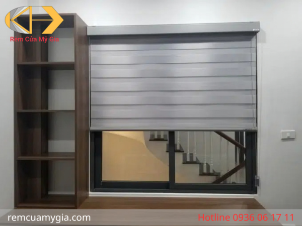 Rèm Cửa Sổ Cầu Thang